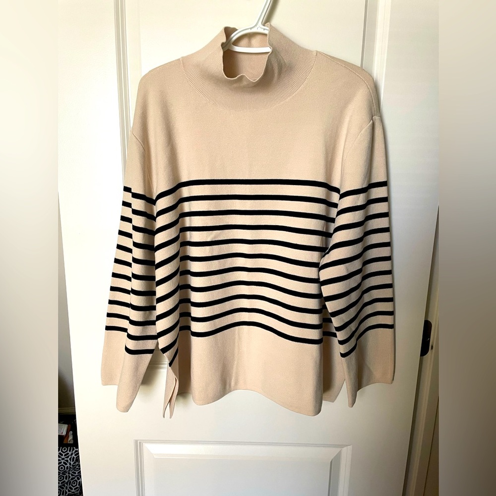 H&M Brand new, never worn oversized sweater